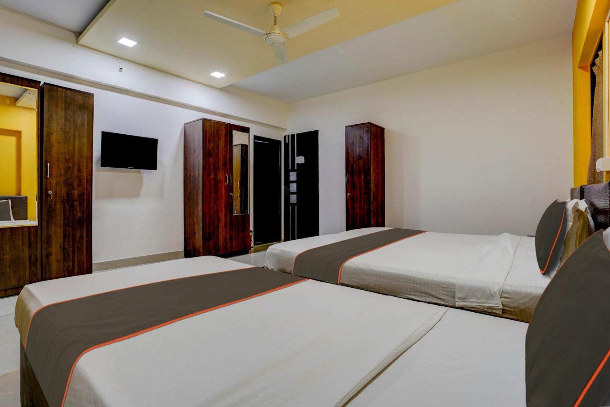 Rio Corporate House Hotel Mumbai Exterior photo